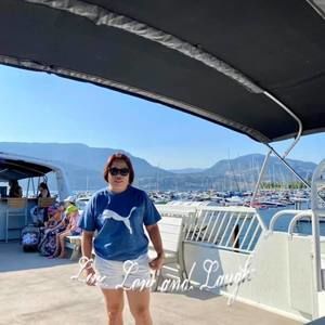 Meet your Posher, Gina